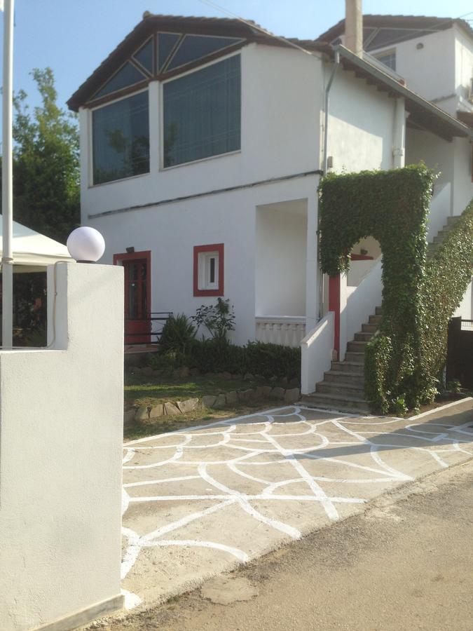 Hebes Studios Kávos Екстериор снимка